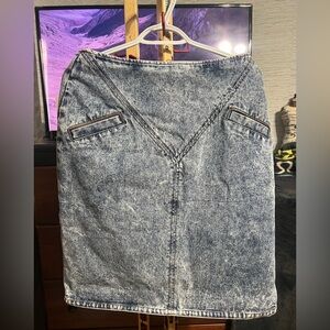 VTG Pentimento Acid Wash Denim Mini Skirt. Lace up western yoke!